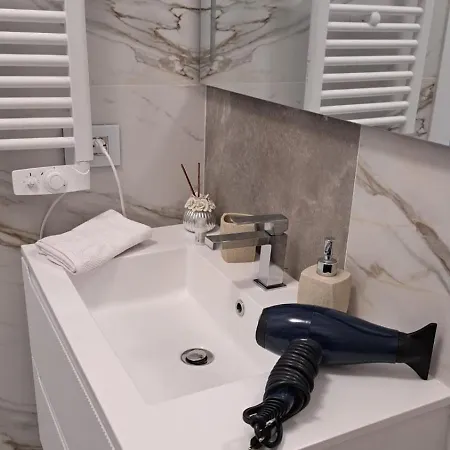 La Perla Di 2 * Caserta